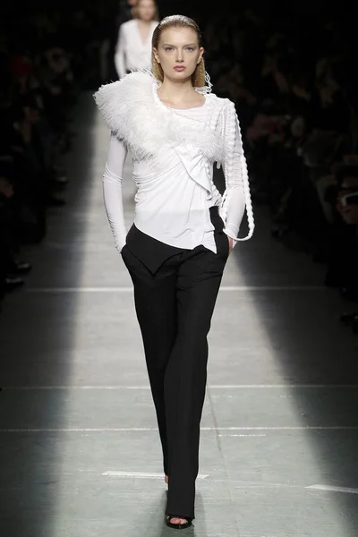 Look 42